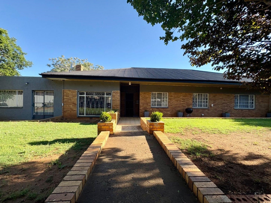 4 Bedroom Property for Sale in Westdene Free State